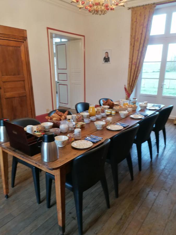 Chateau De Chavannes Bed & Breakfast